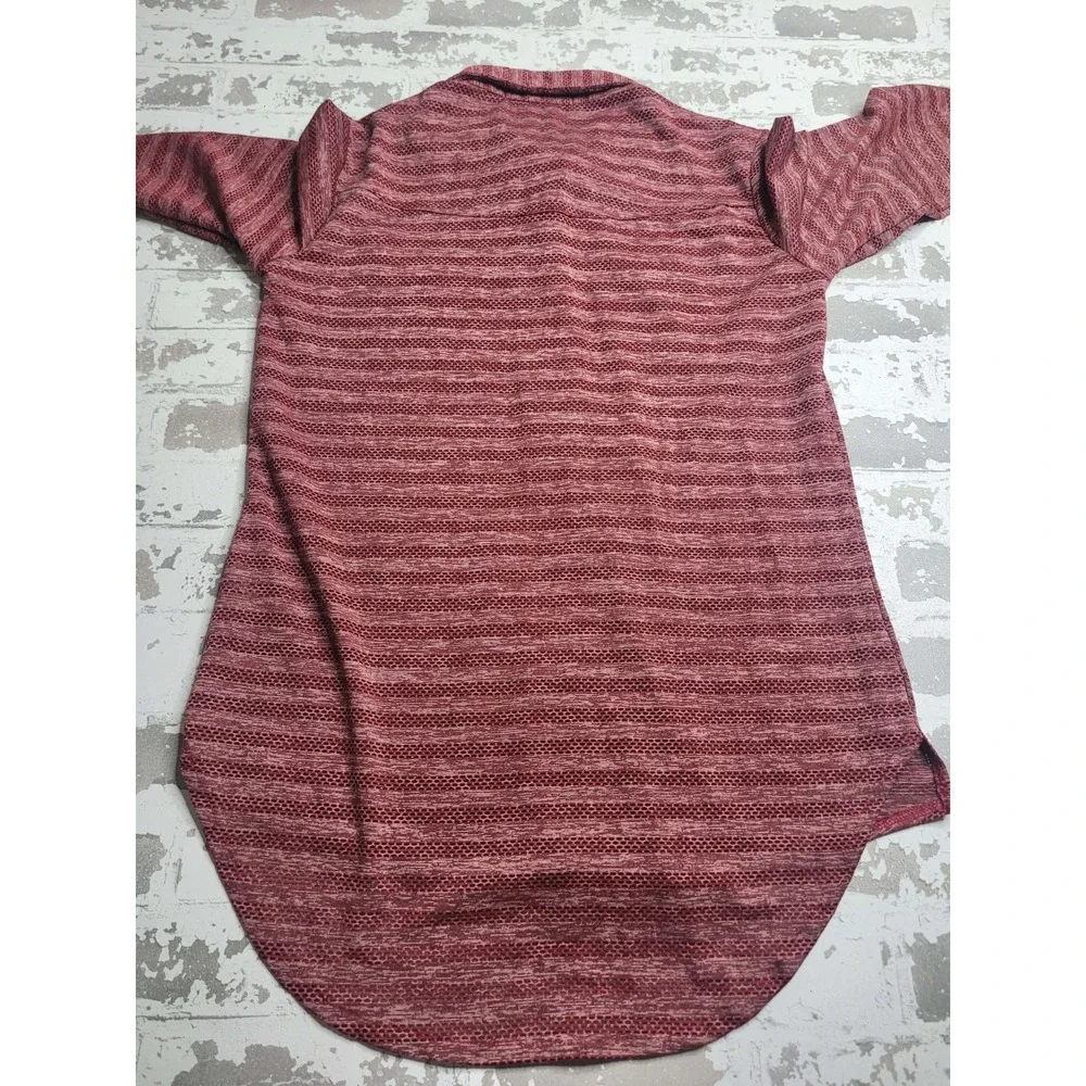 Cowgirl‎ Tuff Maroon Button Up Long Sleeve Women's Medium - Picture 2 of 5